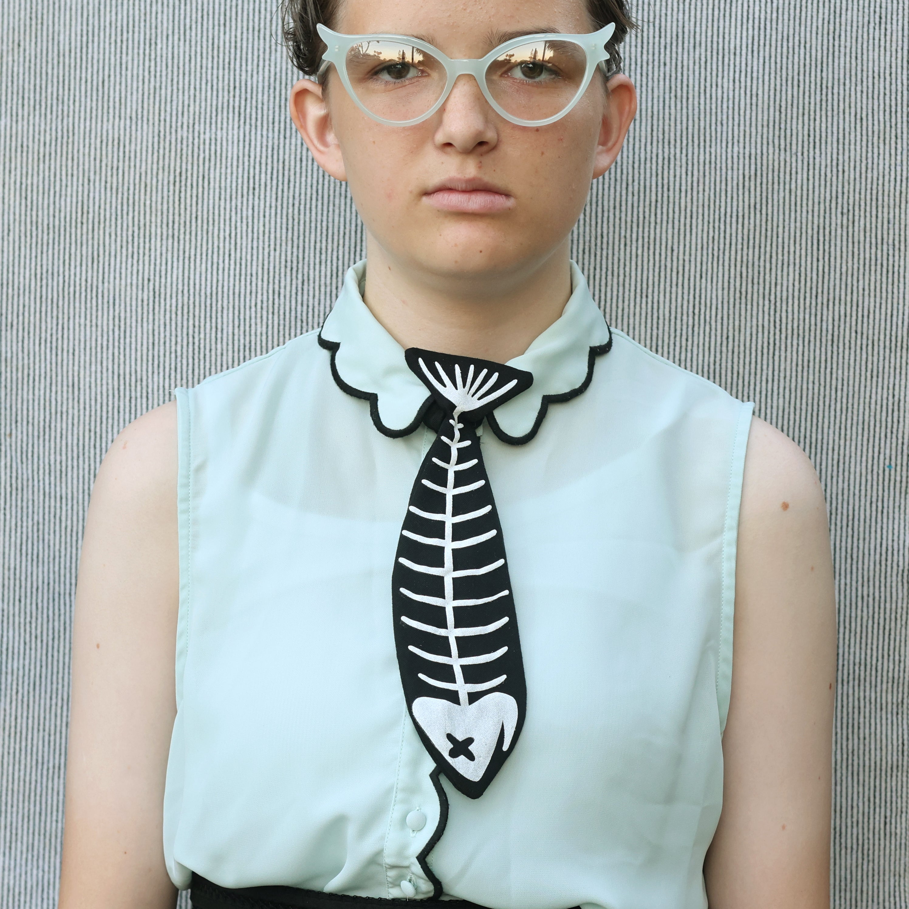 dead fish necktie