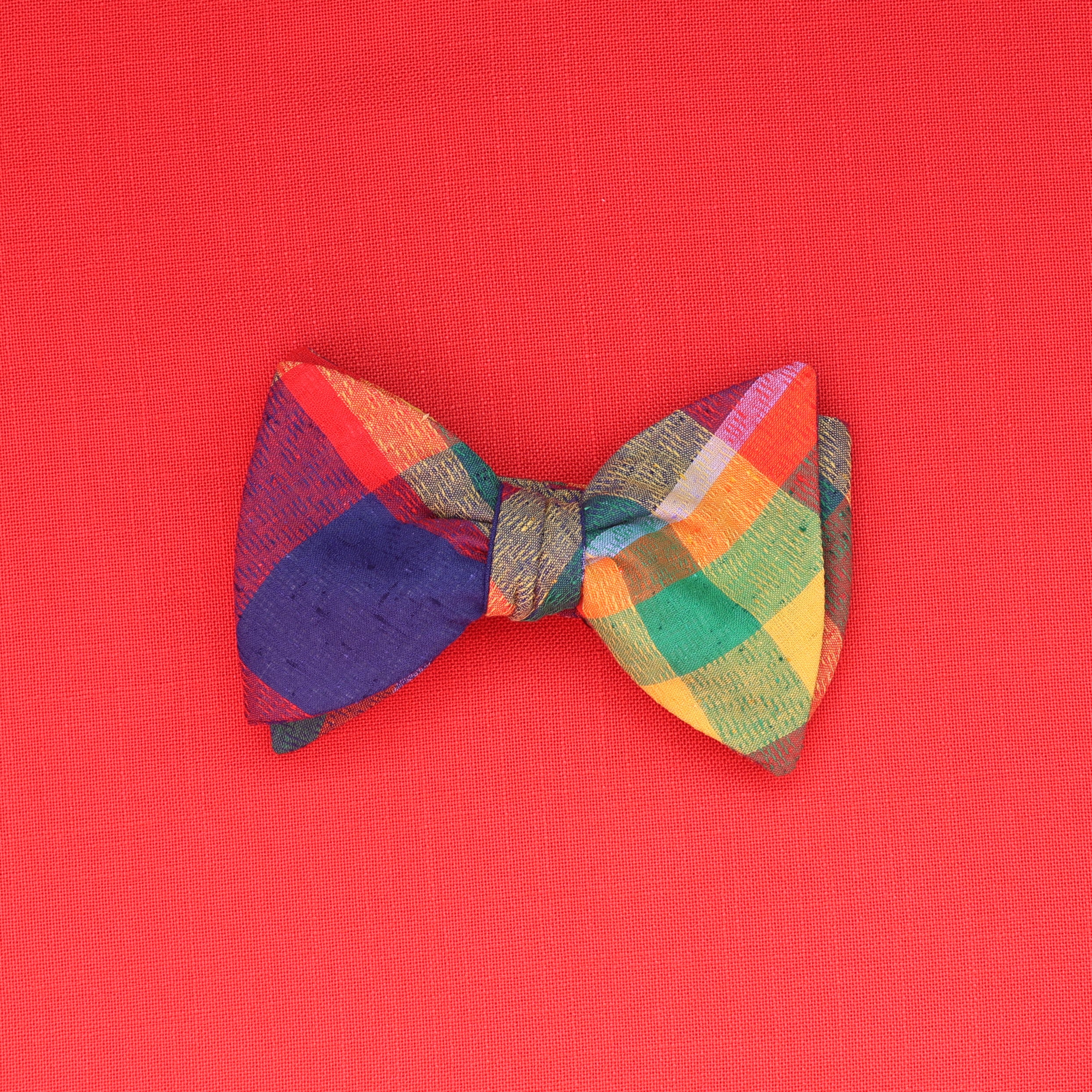 JUMBO bow tie!
