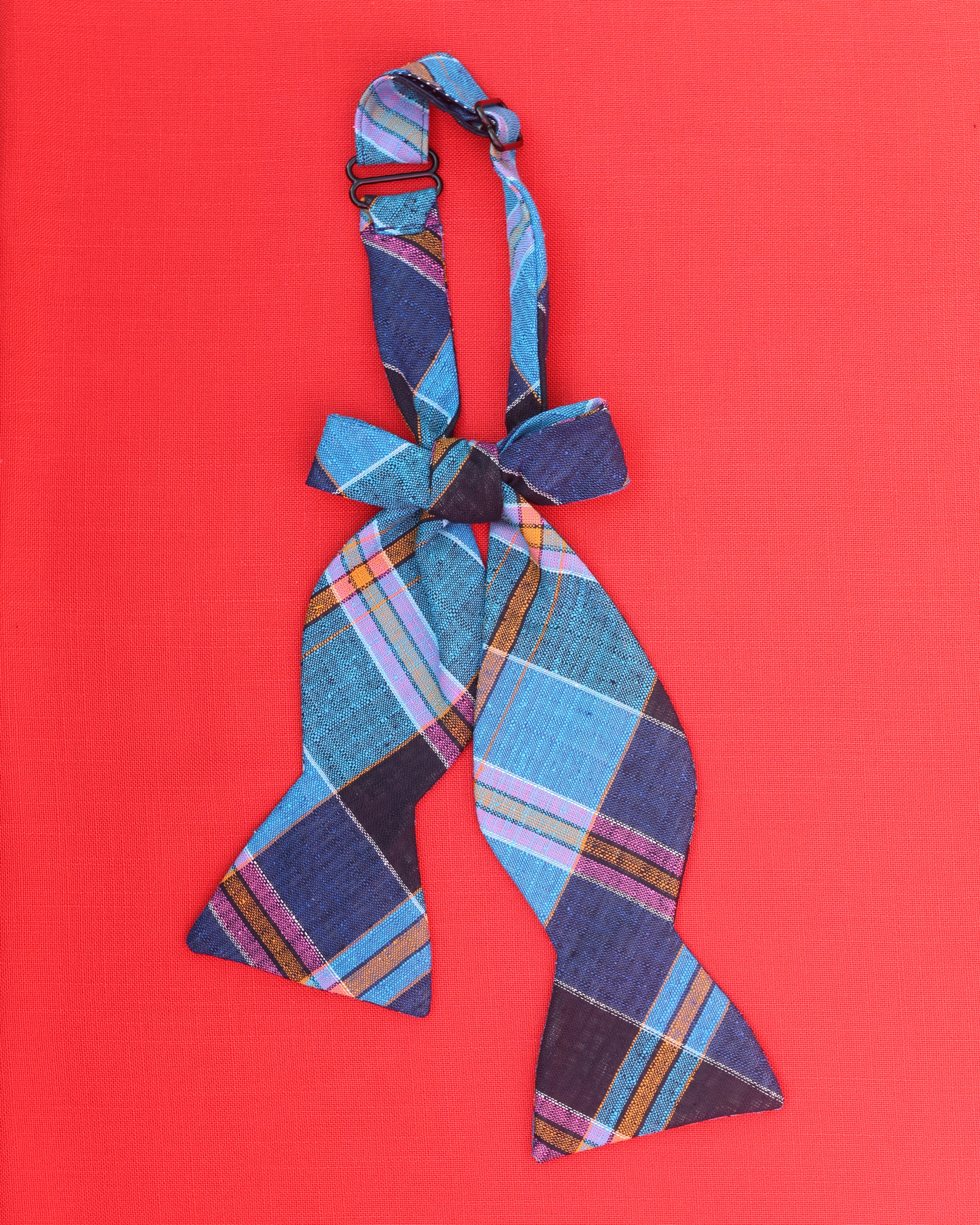 JUMBO bow tie!