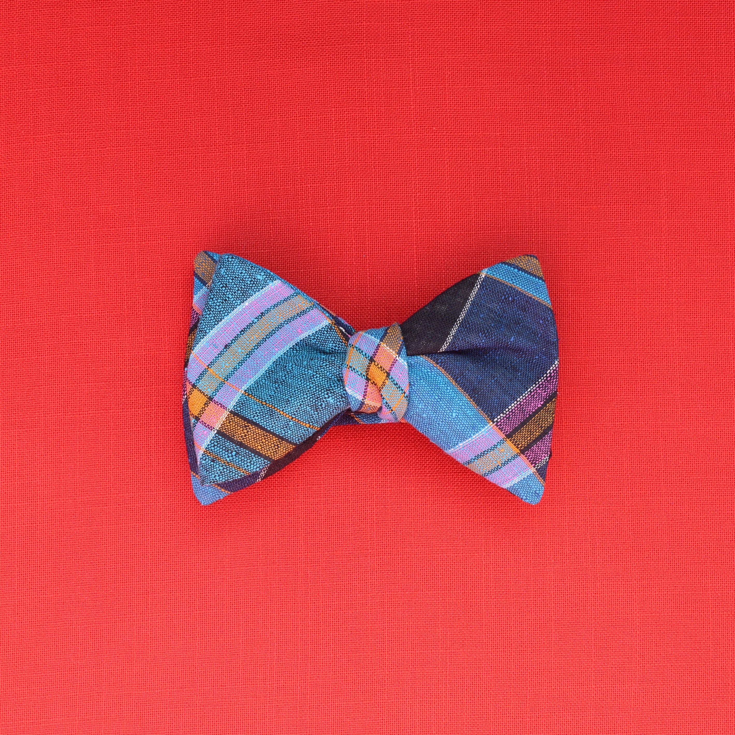 JUMBO bow tie!