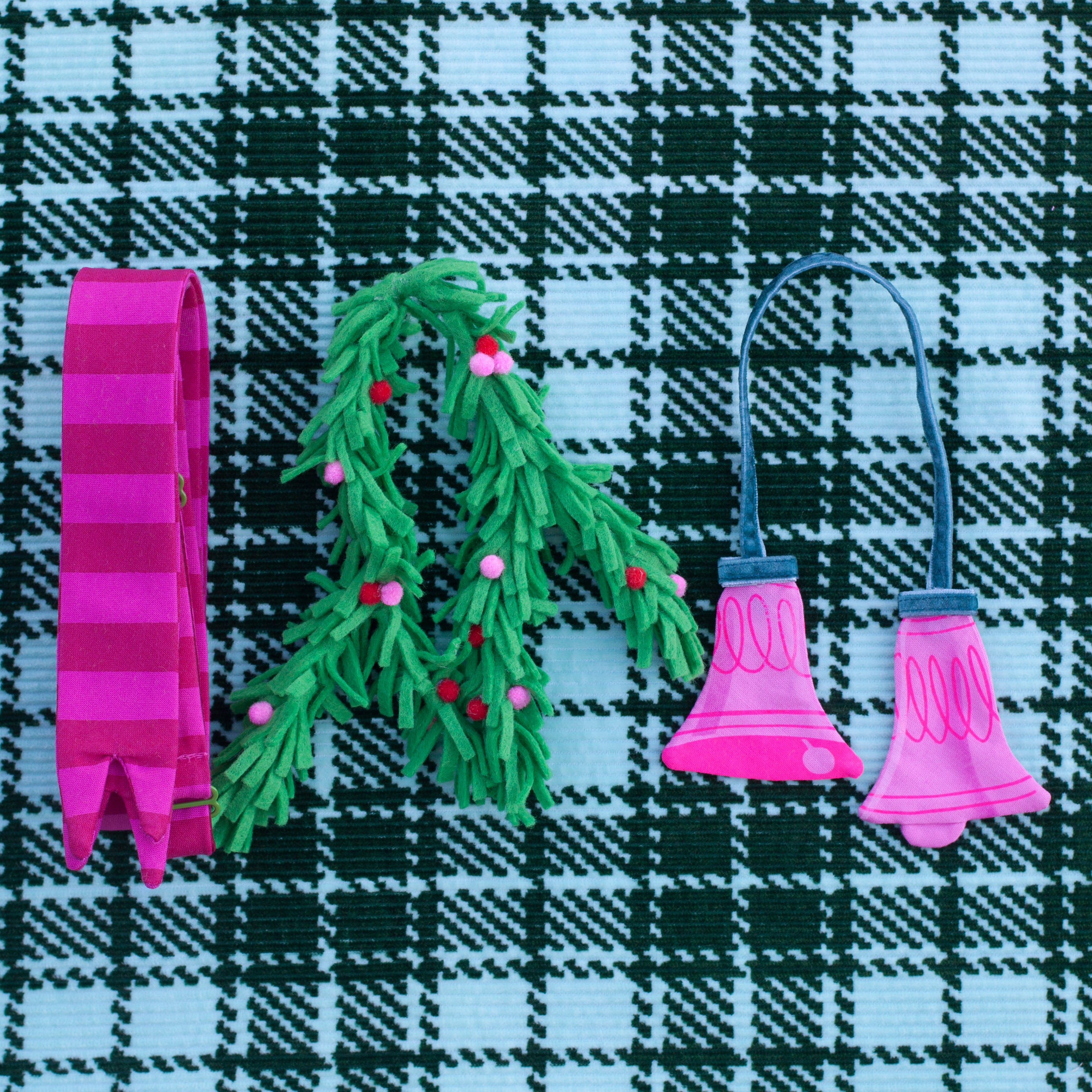 Holiday cheer bow tie!