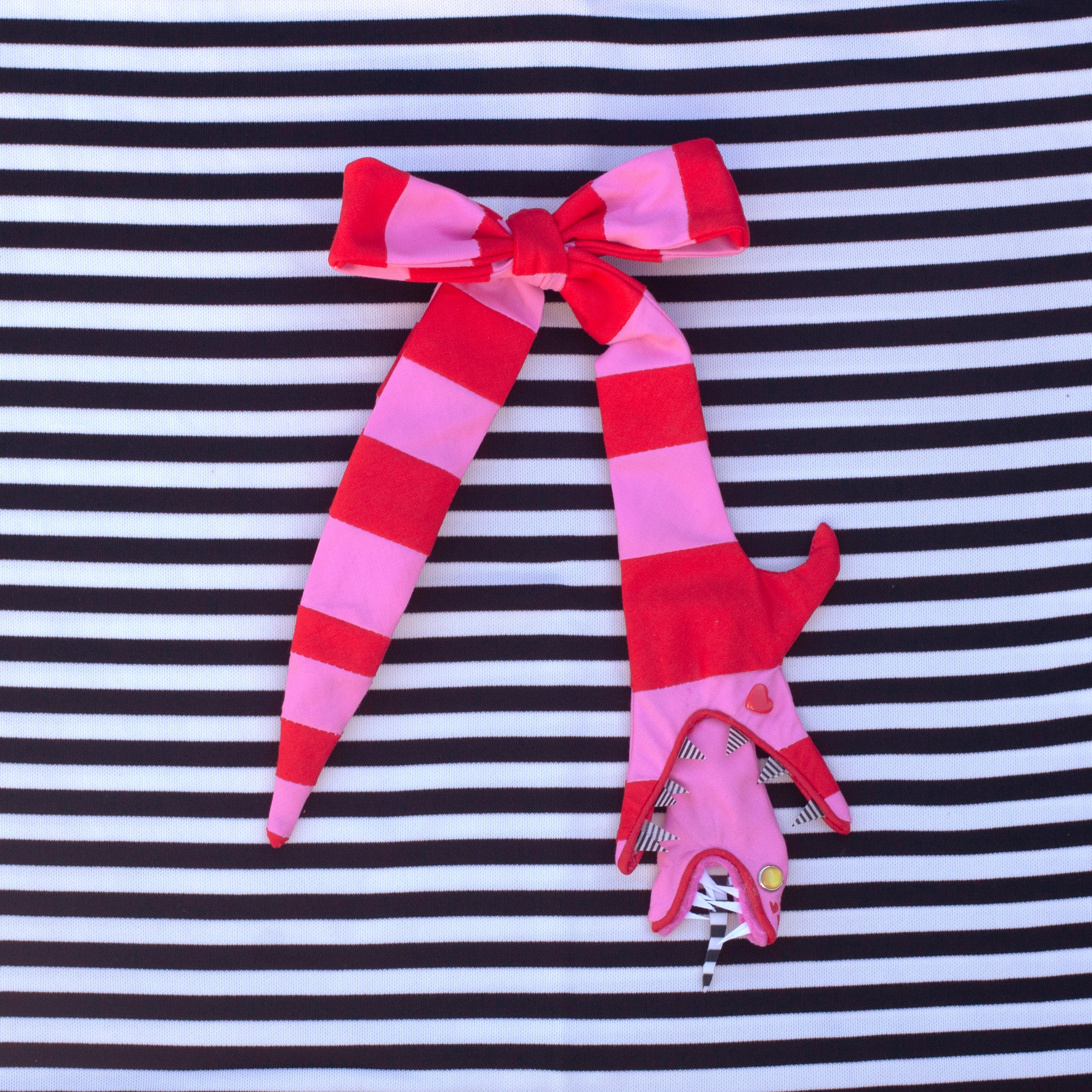 Loveworm bow tie!